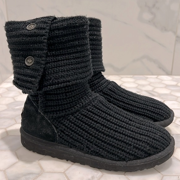 UGG Classic Cardy Wool Knit Black Fold Over Slouchy Boots Shoe Kids Size Y4 - Picture 9 of 17